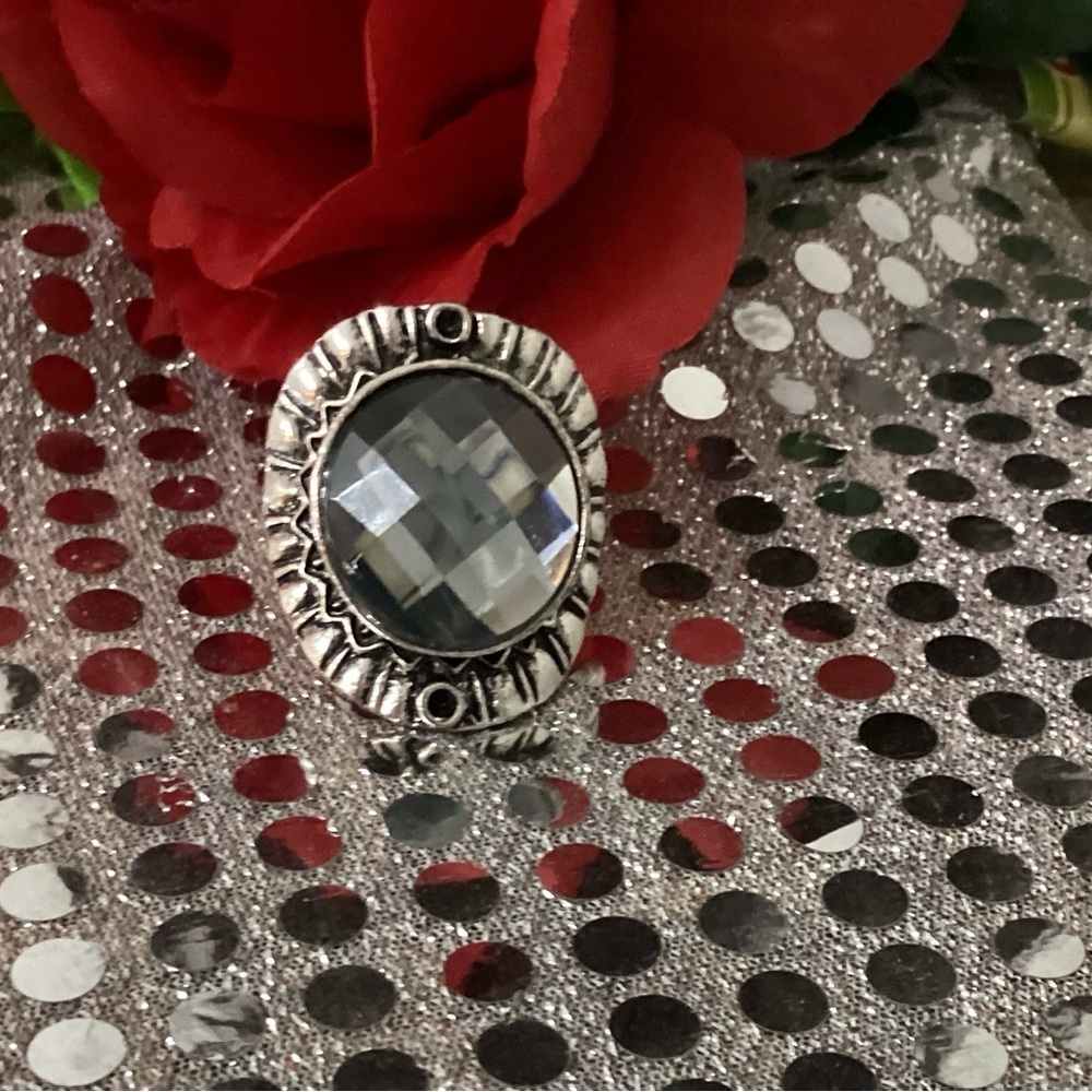 Silver Intricate Vintage-Inspired Ring